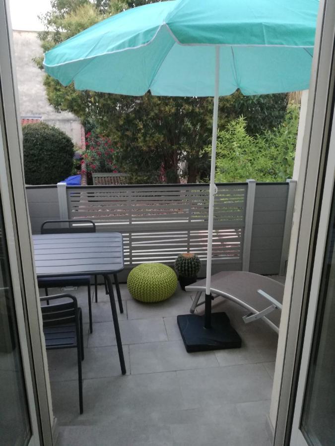 Suite Oisivete Avec Terrasse Vue Sur Patio Et Clim Montpellier Ngoại thất bức ảnh
